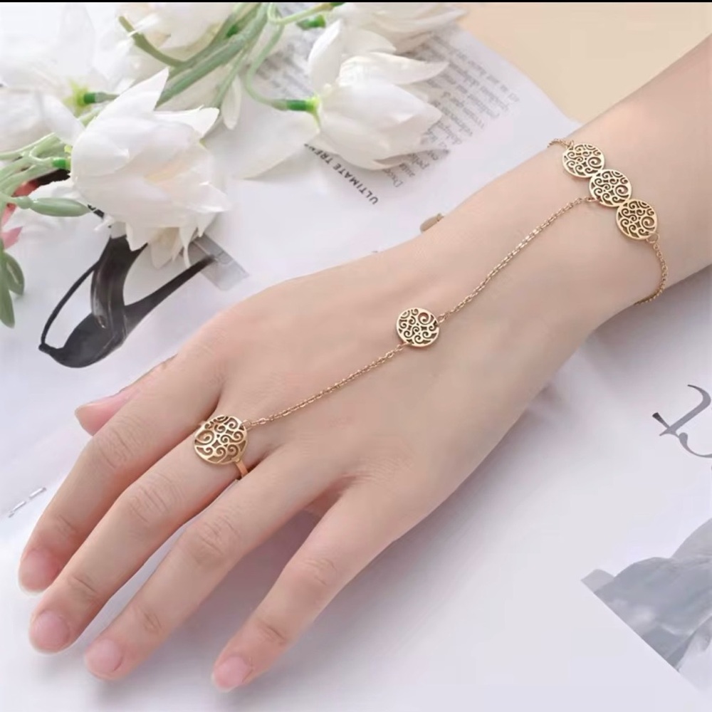 18k gold plated stainless steel bracelet with ring hand chain